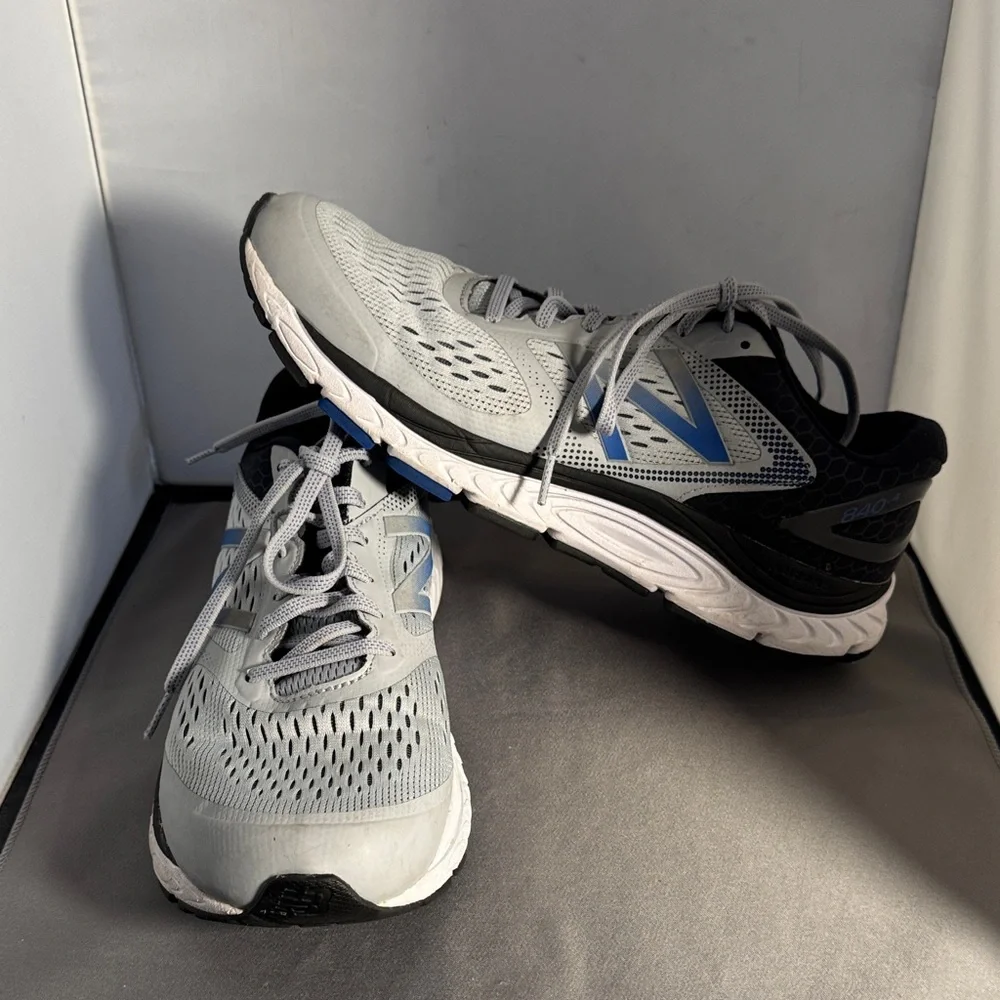 New Balance Men's Gray and Blue Running Shoes size 11‎ new without tags